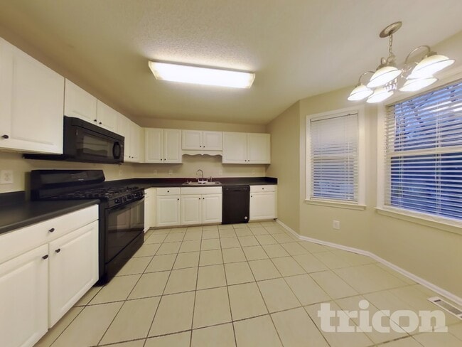 Photo - 3 Misty Ridge Pl