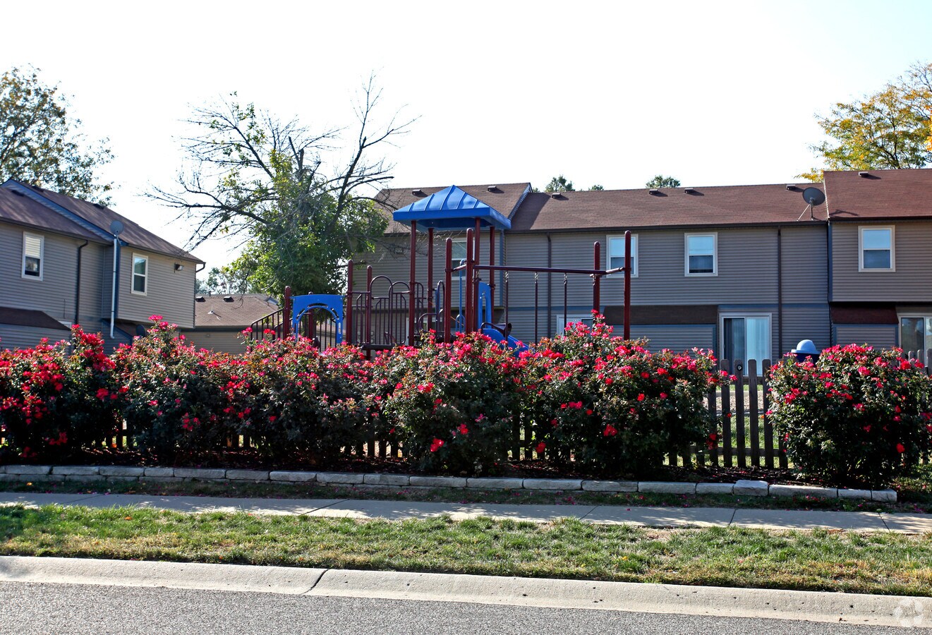 Overland Park Estates - Overland Park Estates