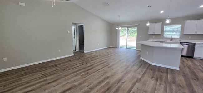 Photo - 1482 W Manchester Dr