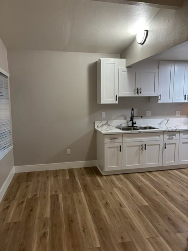 Photo - 331 E. Wakefield Ave.