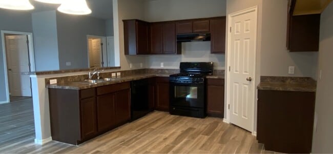 Photo - 10240 Hidden Village Dr