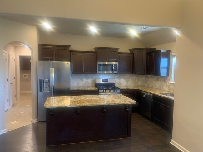 Photo - 1630 Abbey Ln