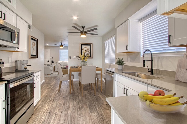 Photo - Reserve on Ray