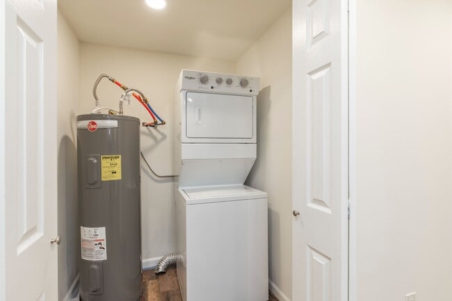 Photo - 2132 Grafton Dr Unit 18