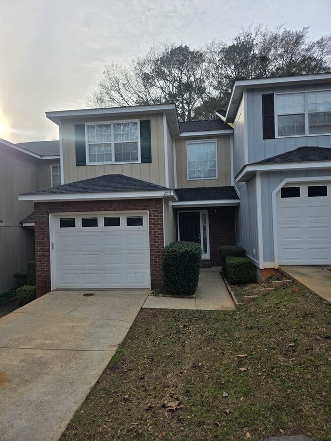 Building Photo - 203 Woodrun Dr Unit 203 Woodrun Drive