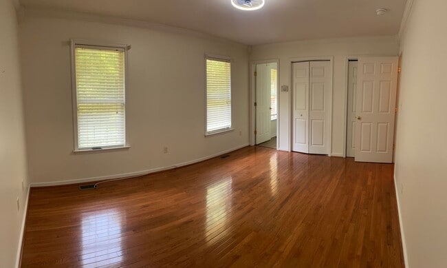 Photo - 13090 Gravelbrook Rd
