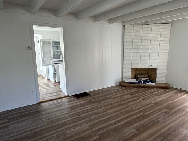 Photo - 175 Spring St