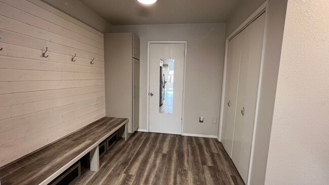 Photo - A spacious and well maintained (3) bed, (2.5) bath home between Campbell and Birch Lake.