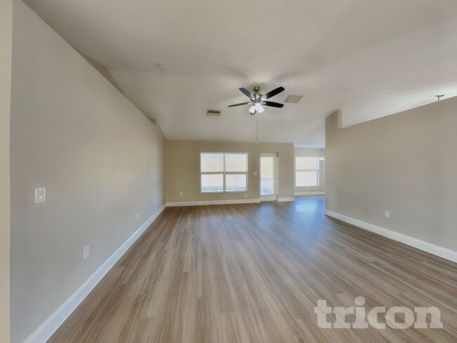 Photo - 8606 Lisa Blvd