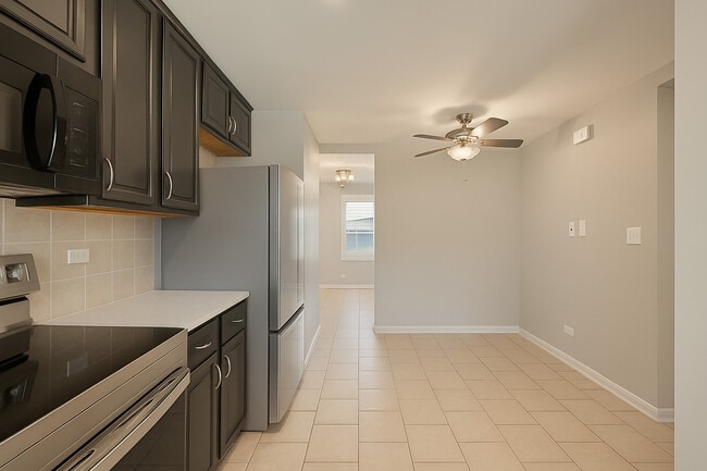 Photo - 1272 Court E