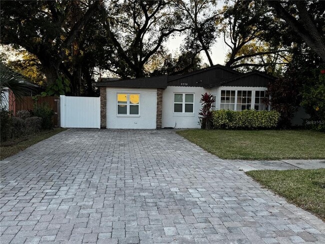 Photo - 3115 S Manhattan Ave