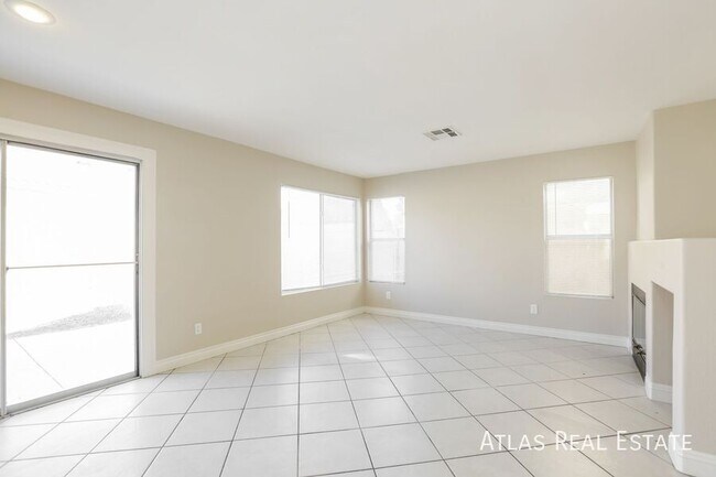 Photo - 4933 Via Luis Ct