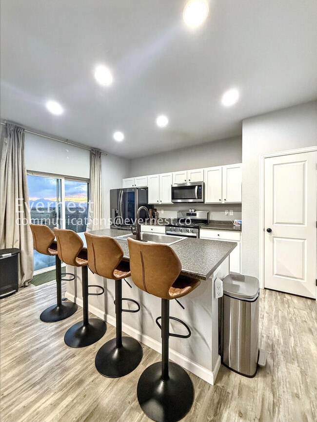 Photo - 1123 Huntington Ave