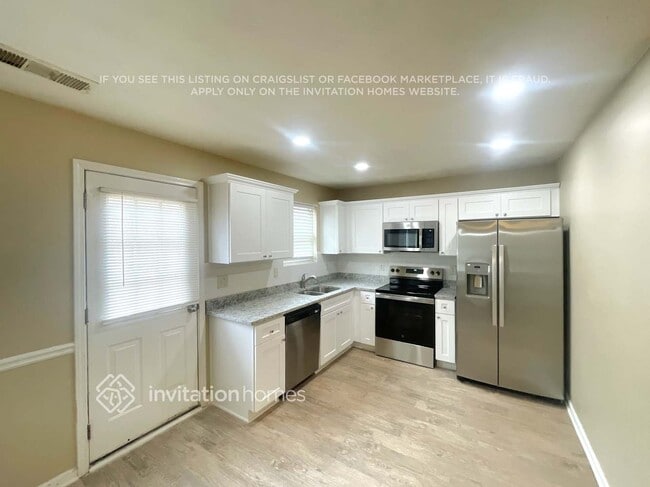 Photo - 185 Bramble Bush Trail