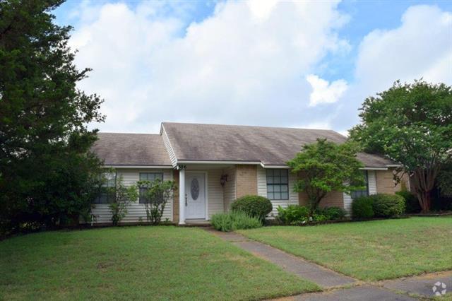 Building Photo - 506 Willow Oak Dr Rental