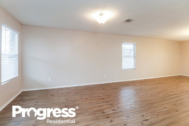 Photo - 317 Blairwood Dr