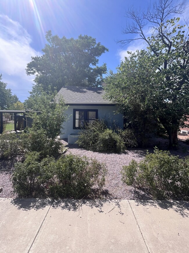 Photo - 737 Belmont Ave