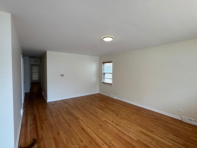 Photo - 2936 W Touhy Ave Unit 1