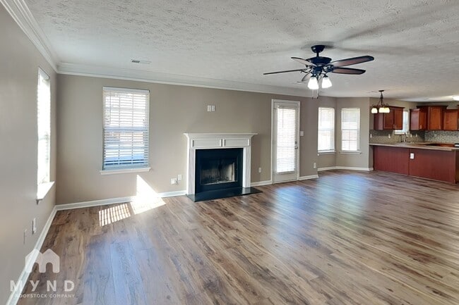 3349 Ashford Loop