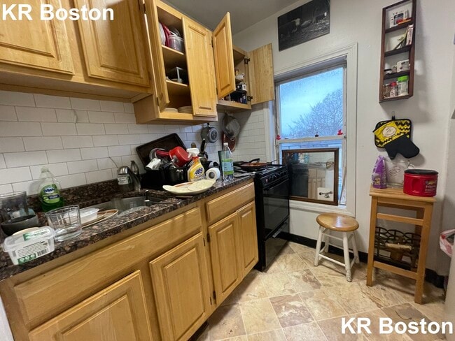 Photo - 17 Higgins St Unit 3