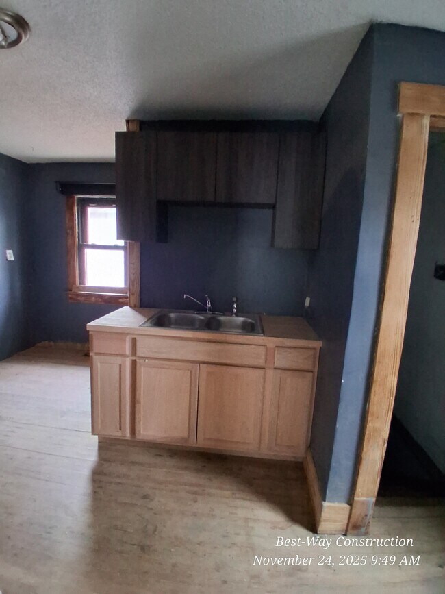 Photo - 2057 N Charles St