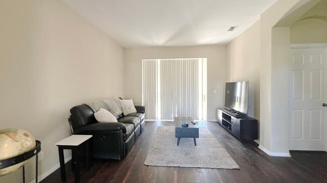 Photo - 11520 Robbyes Dr
