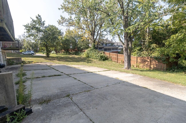 Photo - 3305 Belle Meade Dr