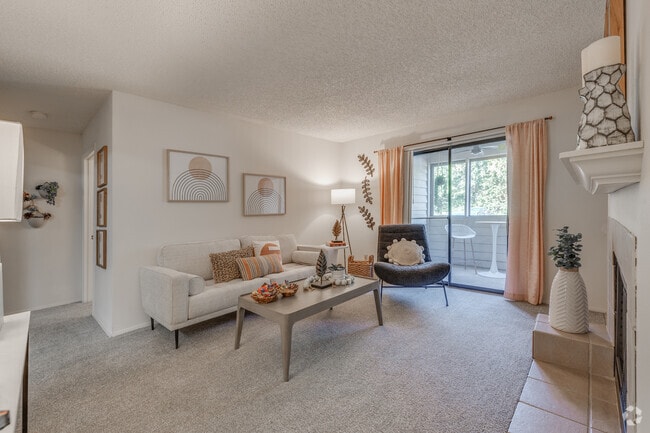 2BR, 2BA - 900SF - Living Area