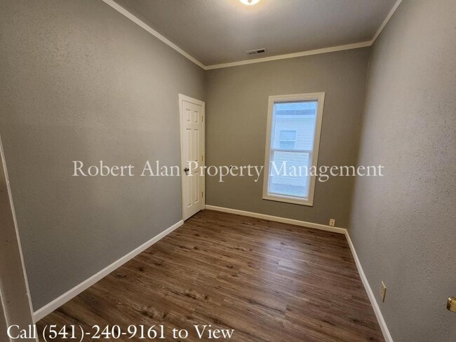 Photo - 203 SE 17th St