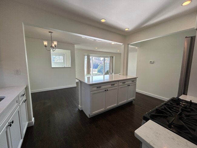 Photo - 52 Elmsford Dr