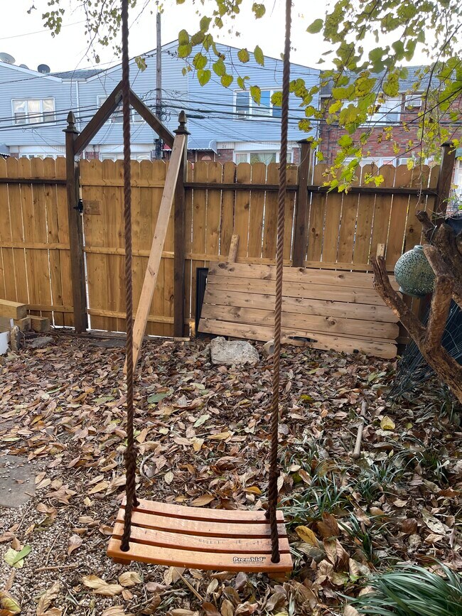 Photo - 19 Henry St Unit 1