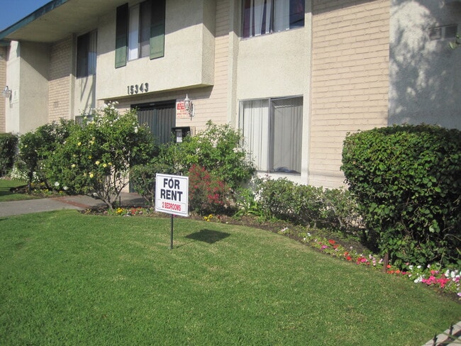 Photo - Valle Terrace Apartments