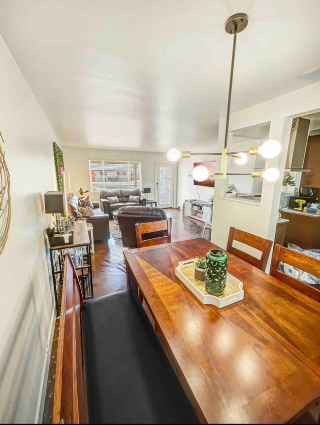 Photo - 6558 E 2nd St