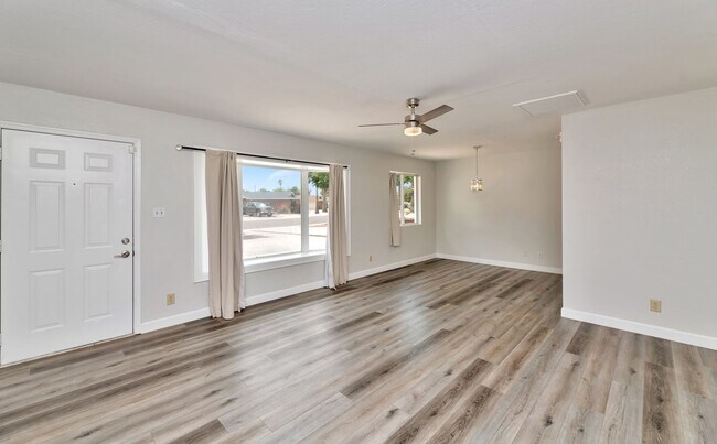 Photo - 8444 E Plaza Ave