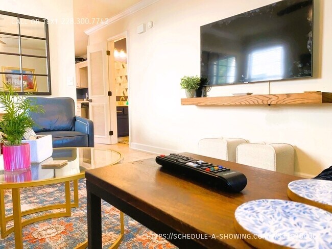 Photo - 2014 Dundee Rd