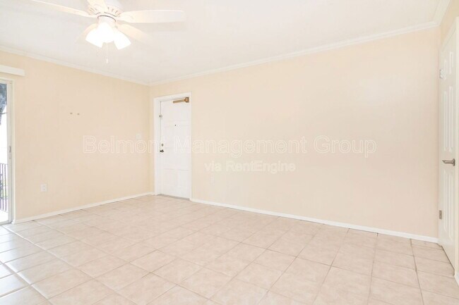 Photo - 644 N Knowles Ave Unit 8