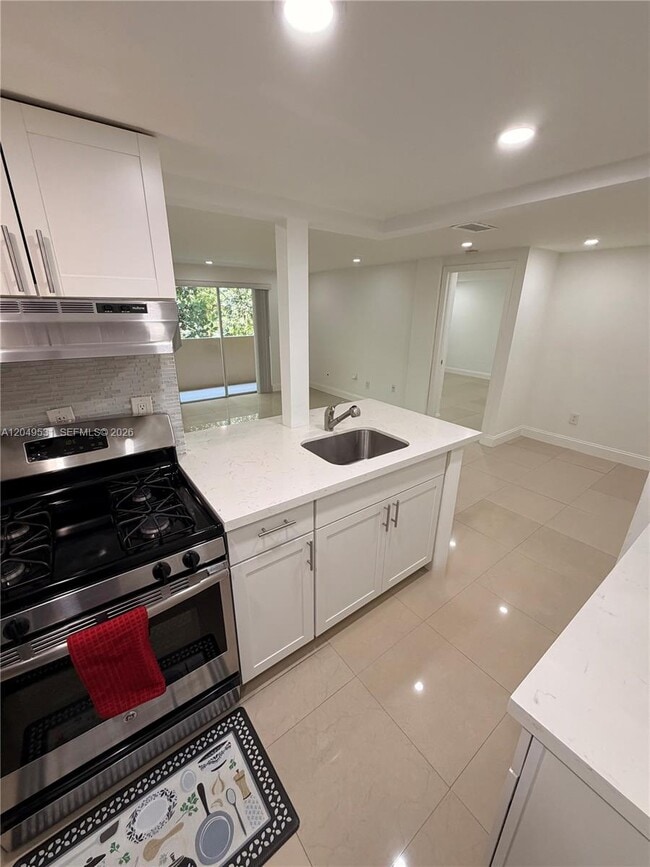 Photo - 2201 Brickell Ave Unit 47