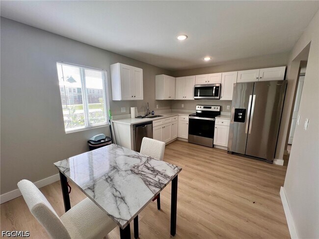 Photo - 4102 SE 19th Pl Unit 6