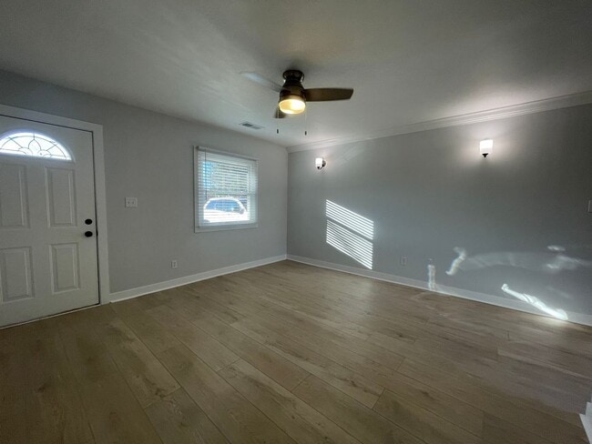 Photo - Three Bedroom Home in Portage