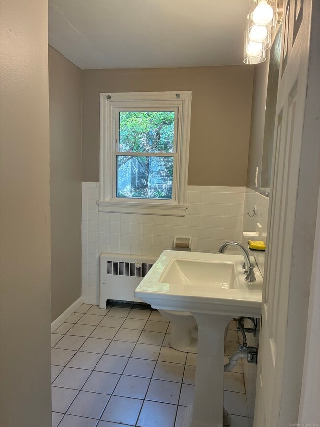 Photo - 10 Keller Ave