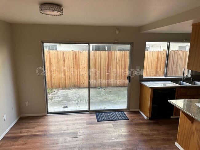 Photo - 1981 Benita Dr