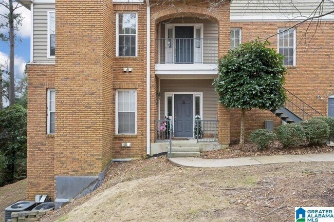 1965 Waterford Pl