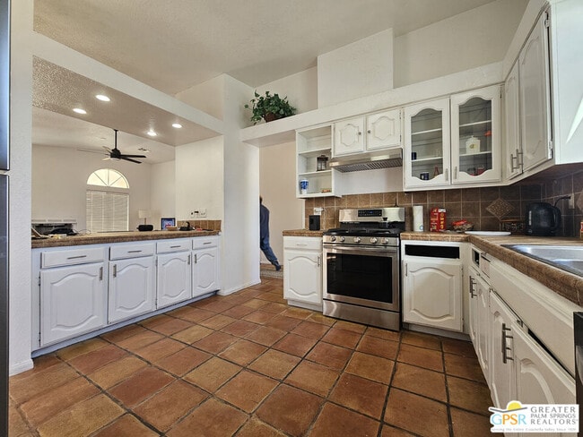 Photo - 31765 Victor Rd