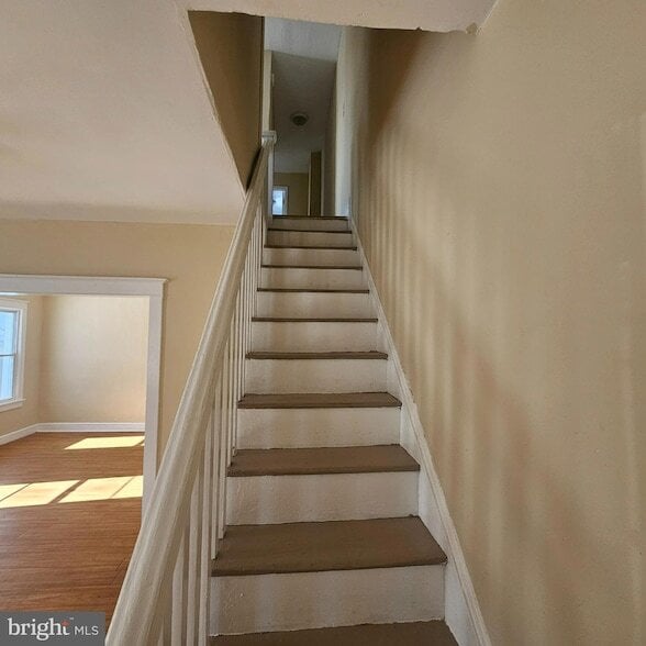 Photo - 112 N 2nd St