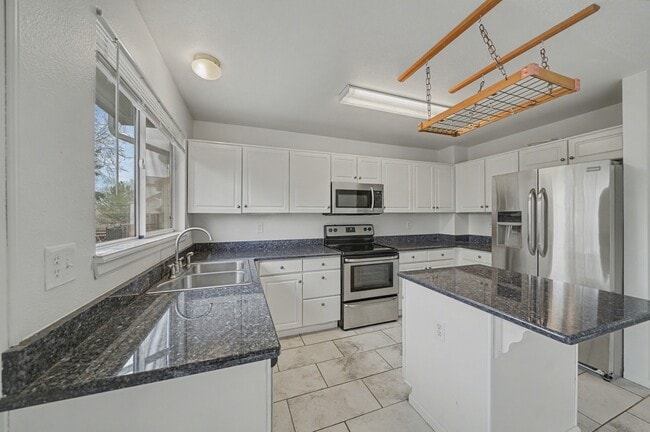 Photo - 1214 S Weldona Ln