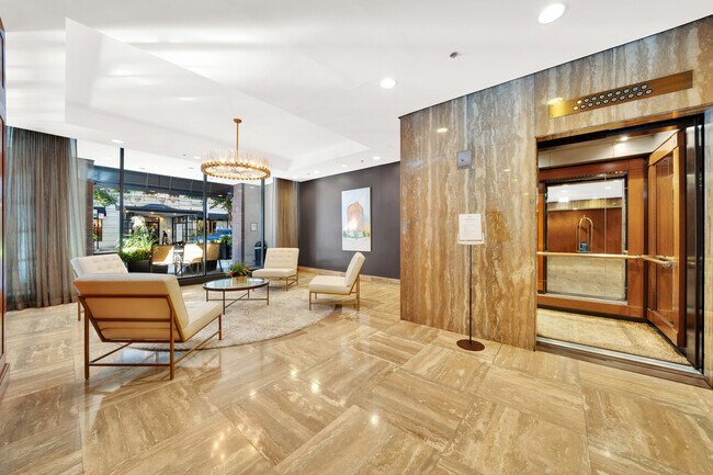 Photo - 40 E Delaware Pl Unit 602