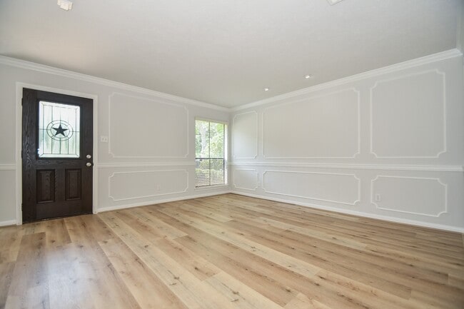 Photo - 3107 Barnhill Ln