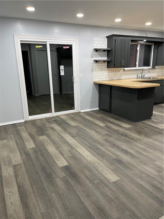 Photo - 11928 SW 7th St