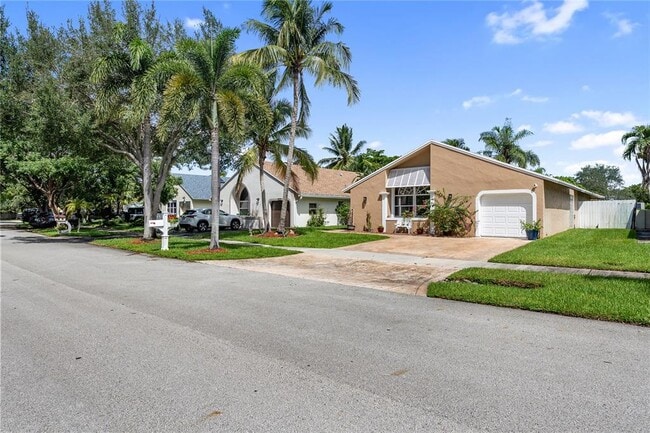 Building Photo - 9803 SW 59th St Rental