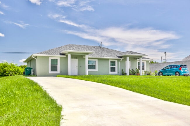 10242 Burlington Ave Unit A